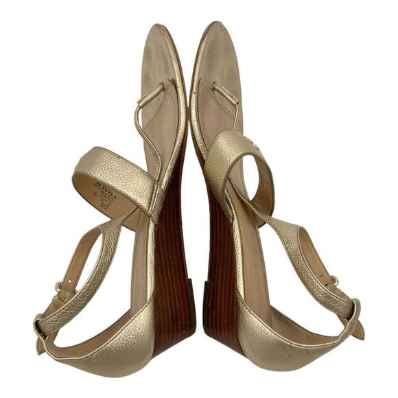 Coach Women's Metallic Low Heel Thong Strap Sandals Gold Size 9B - Picture 4 of 8